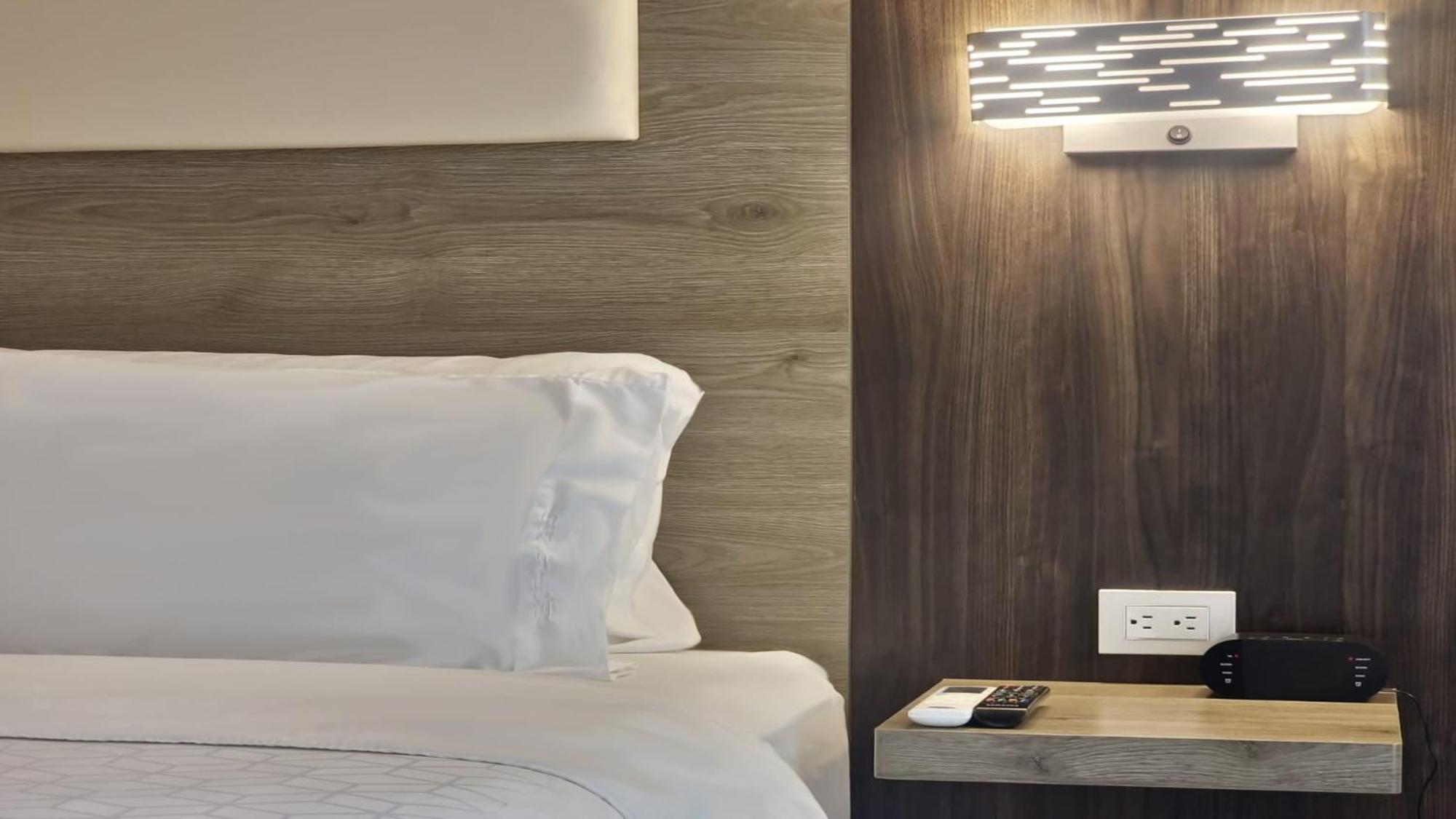 Holiday Inn Express Manzanillo By Ihg Extérieur photo